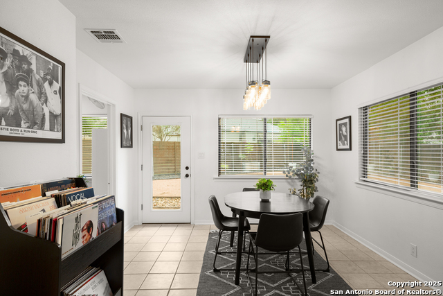 Image 13 of 38 For 305 Tanglewood E