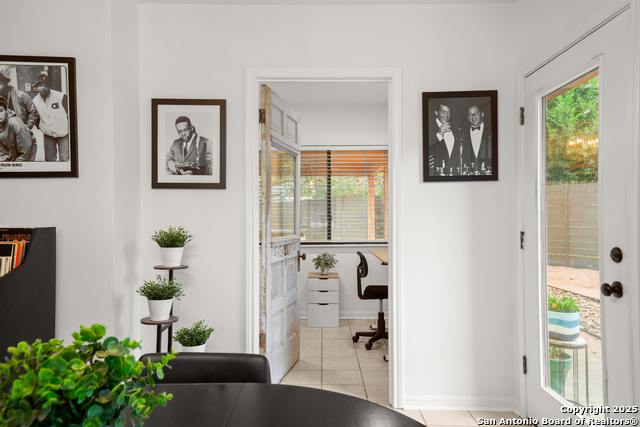 Image 14 of 38 For 305 Tanglewood E