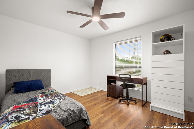 Image 25 of 38 For 305 Tanglewood E