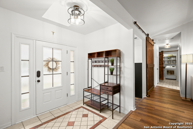 Image 3 of 38 For 305 Tanglewood E