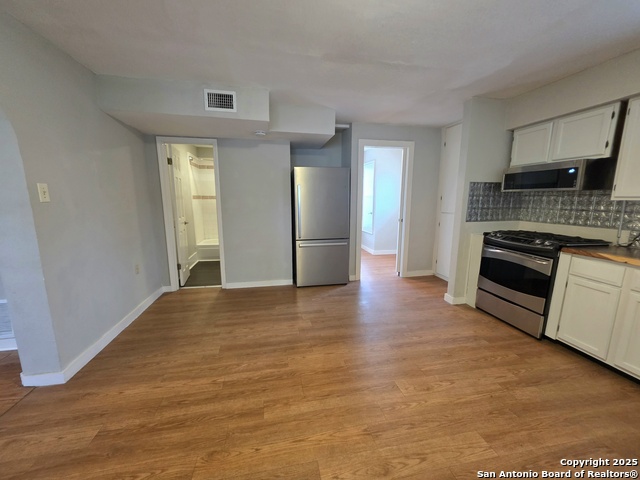 Image 12 of 16 For 211 Fest  