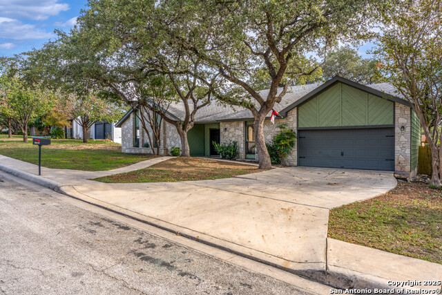 Image 2 of 32 For 3606 Boulder Peak