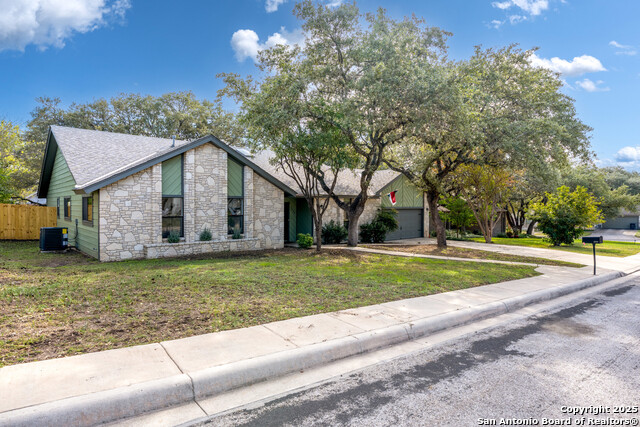 Image 3 of 32 For 3606 Boulder Peak