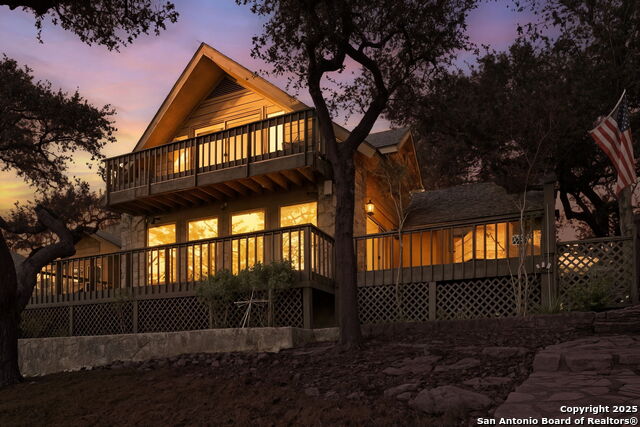 Details for 1072 Summit  , Canyon Lake, TX 78133