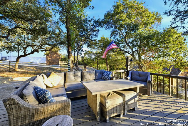 Image 10 of 50 For 1072 Summit  