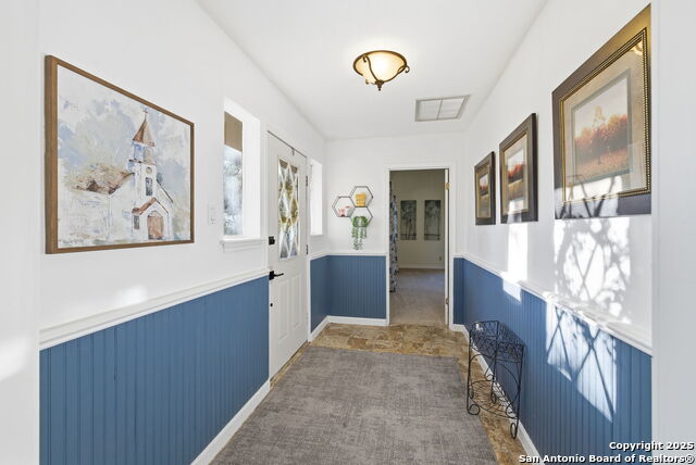 Image 19 of 50 For 1072 Summit  