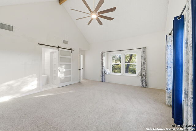 Image 21 of 50 For 1072 Summit  