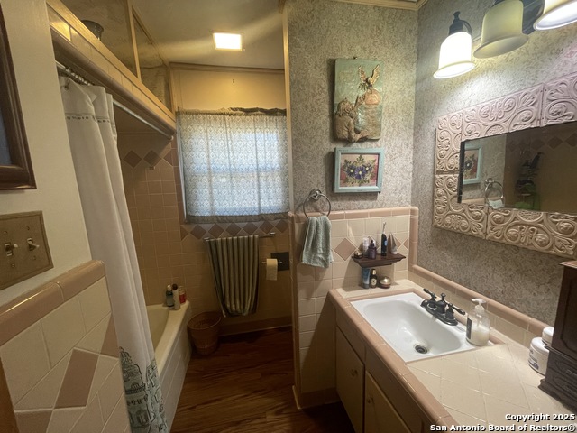 Image 11 of 28 For 880 Merriweather