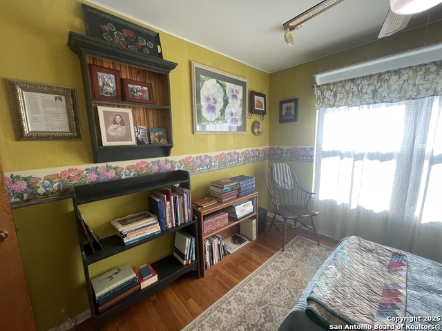 Image 15 of 28 For 880 Merriweather