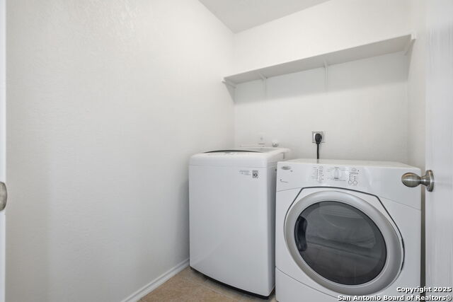 Listing photo id 30 for 7923 Martinelli