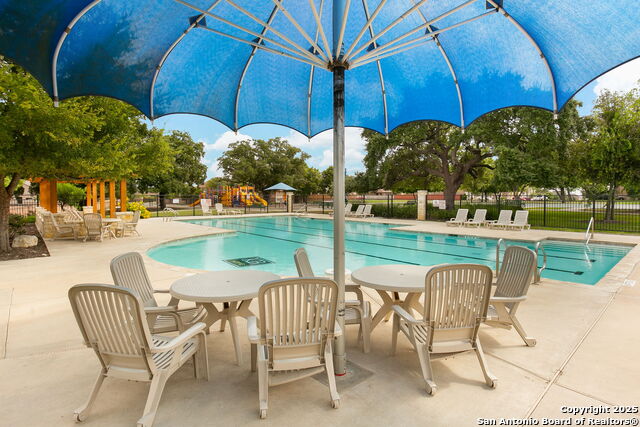 Listing photo id 41 for 7923 Martinelli