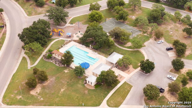 Listing photo id 45 for 7923 Martinelli