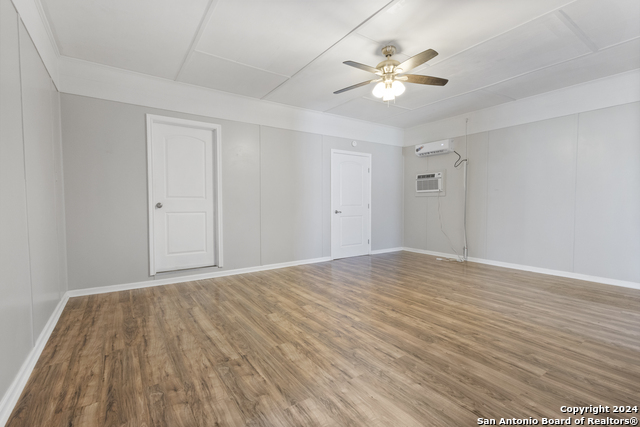 Image 5 of 13 For 2124 Polly Ln