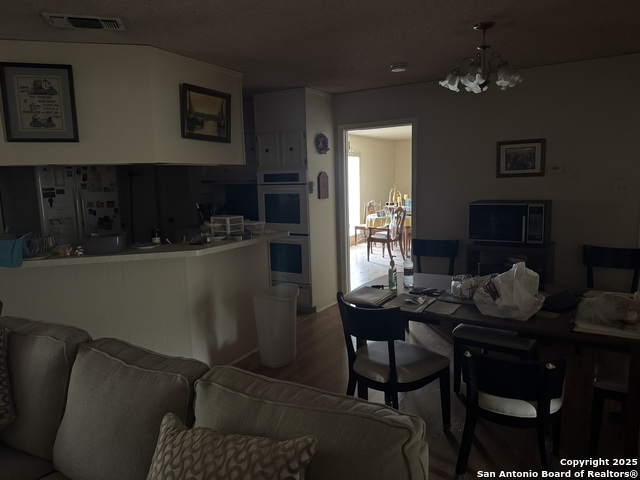 Image 8 of 8 For 7038 Forest Way