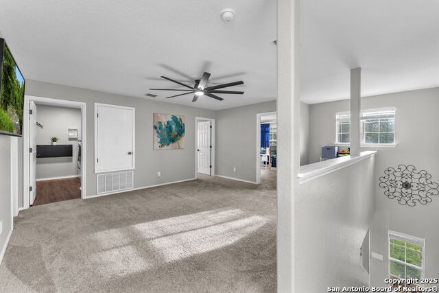 Listing photo id 25 for 9207 Silver  