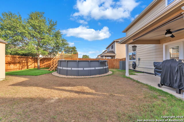 Listing photo id 33 for 9207 Silver  