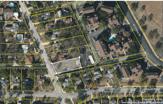 Listing photo id 3 for 5310 Howard  