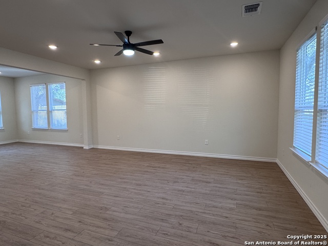 Image 13 of 17 For 346 Walton Ave