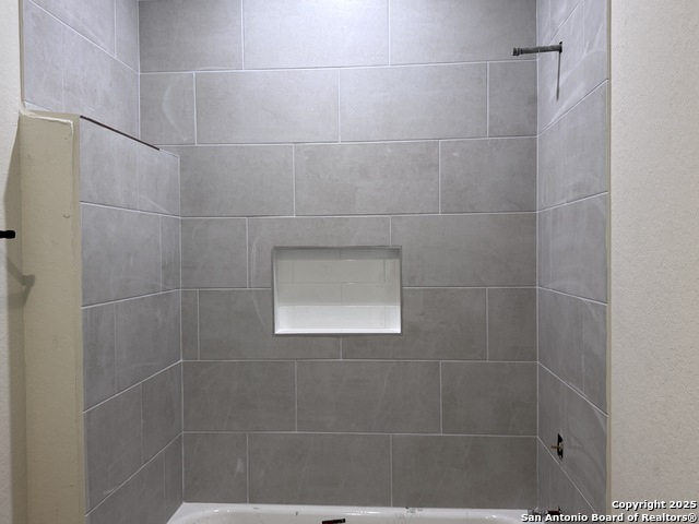 Image 15 of 17 For 346 Walton Ave