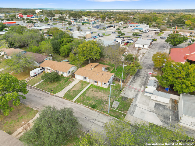 Image 38 of 41 For 154 Parkview Dr