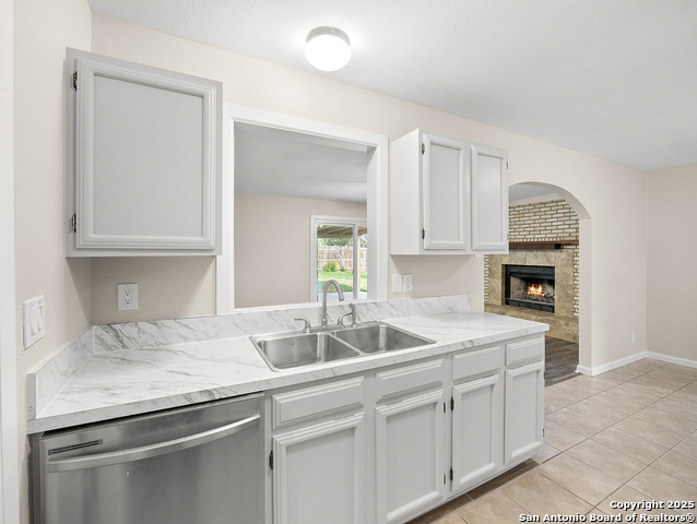 Image 9 of 41 For 154 Parkview Dr