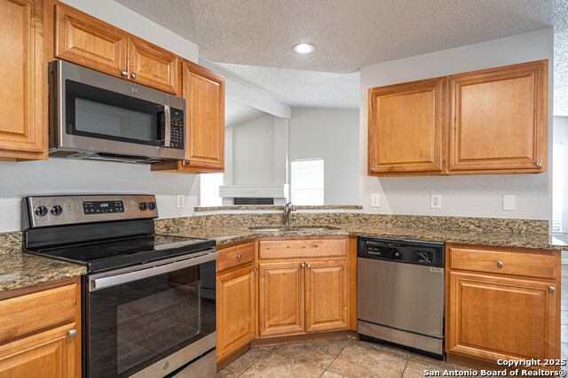 Image 14 of 30 For 8939 Mansfield