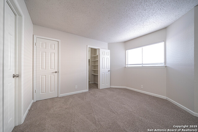 Image 18 of 30 For 8939 Mansfield