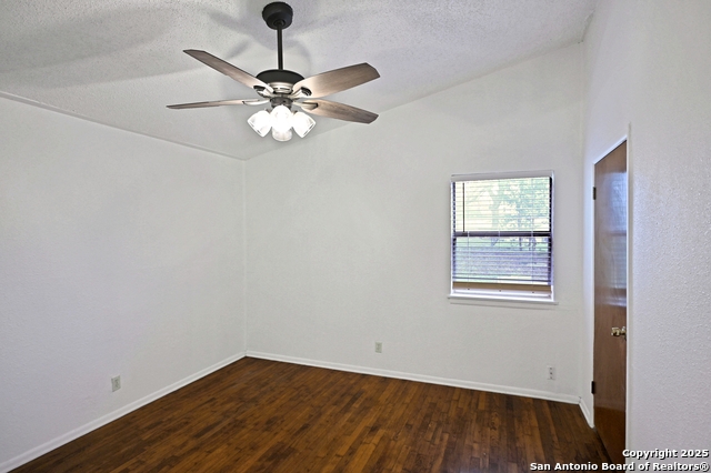 Image 16 of 20 For 633 Academy S