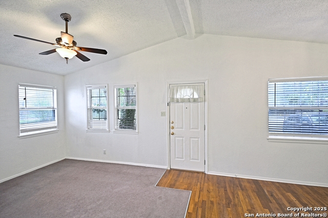 Image 5 of 20 For 633 Academy S