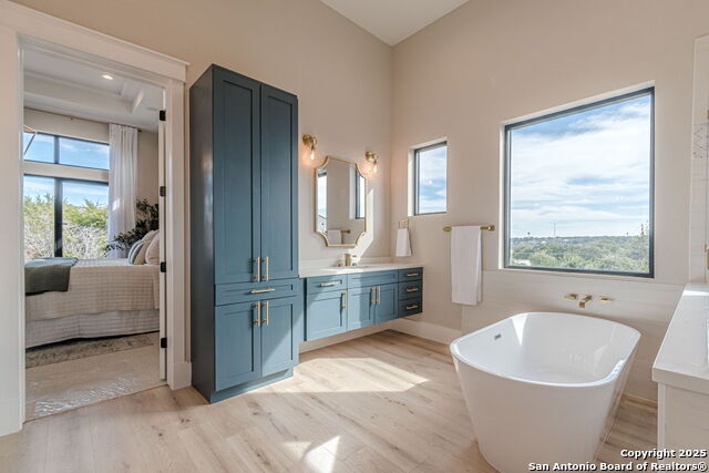 Listing photo id 26 for 956 Petite Verdot