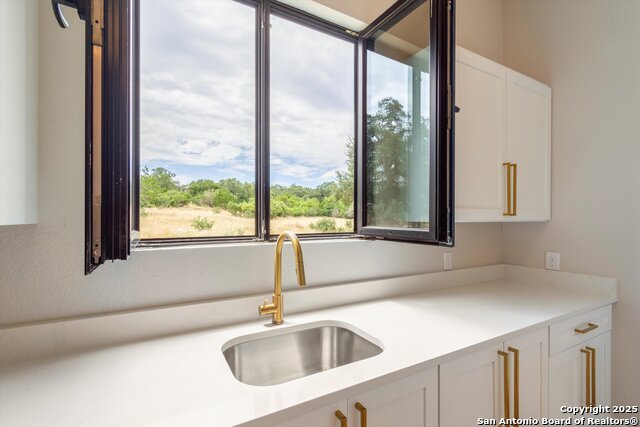 Listing photo id 36 for 956 Petite Verdot