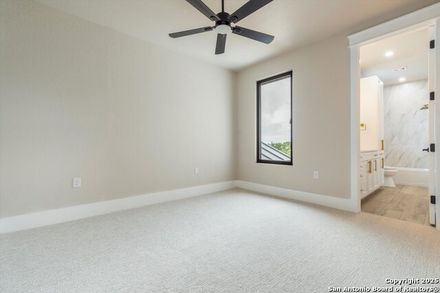 Listing photo id 48 for 956 Petite Verdot