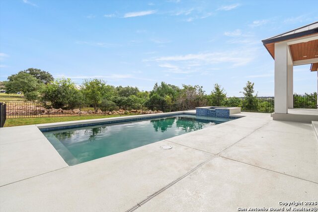 Listing photo id 54 for 956 Petite Verdot