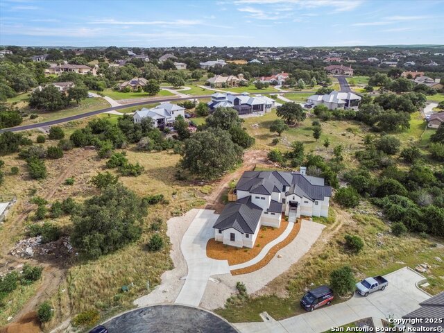 Listing photo id 61 for 956 Petite Verdot