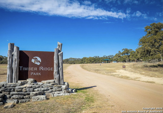 Listing photo id 70 for 956 Petite Verdot