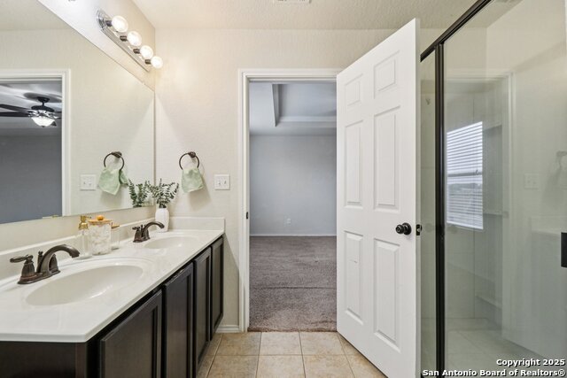 Image 19 of 32 For 15918 Silver Rose