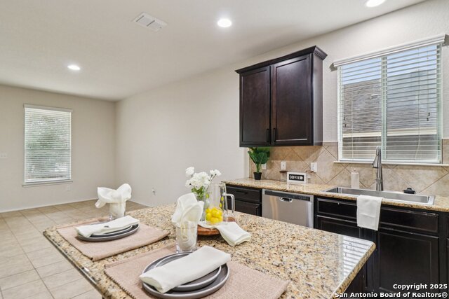 Image 8 of 32 For 15918 Silver Rose