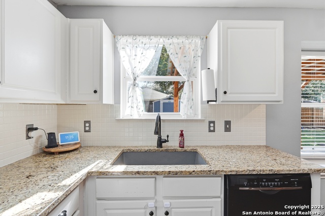 Image 20 of 52 For 9002 Pinseeker