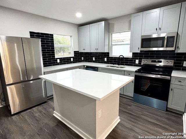 Image 8 of 30 For 1614 Steves