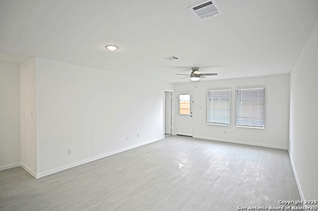 Image 15 of 27 For 3805 Swift Fox