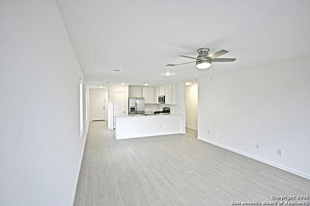 Image 16 of 27 For 3805 Swift Fox