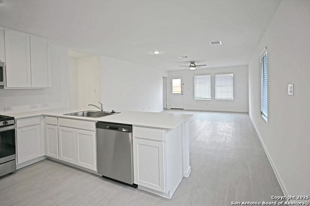 Image 5 of 27 For 3805 Swift Fox