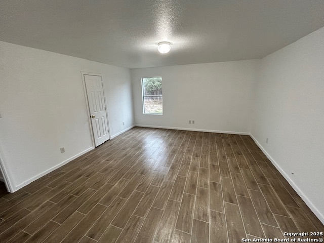 Image 13 of 18 For 210 Butternut