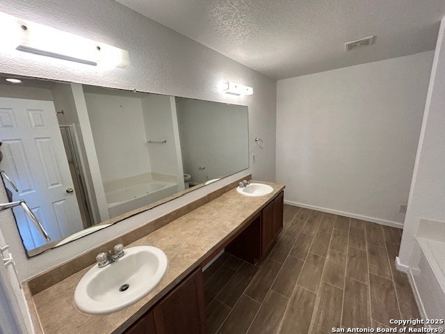 Image 16 of 18 For 210 Butternut