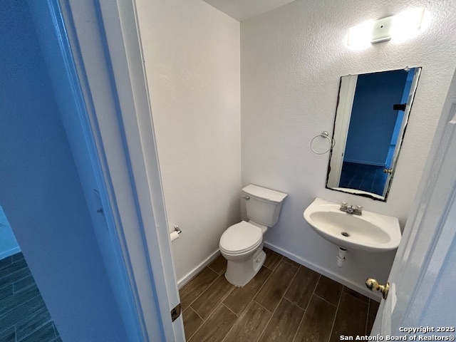 Image 17 of 18 For 210 Butternut