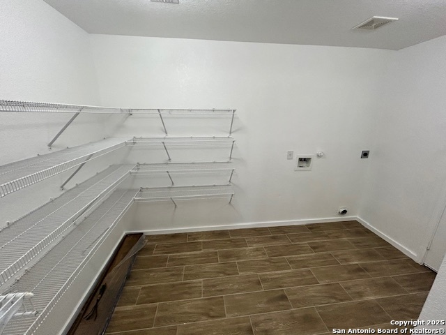 Image 18 of 18 For 210 Butternut