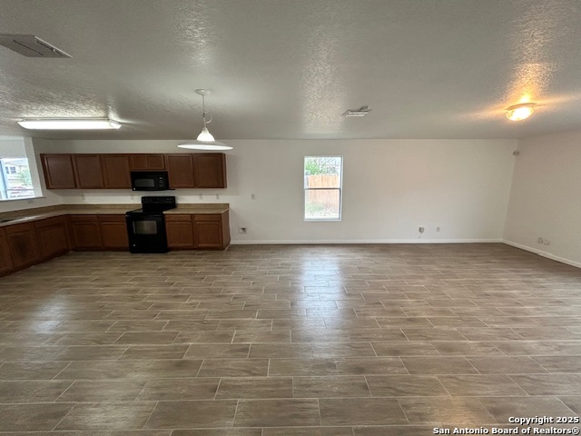 Image 8 of 18 For 210 Butternut