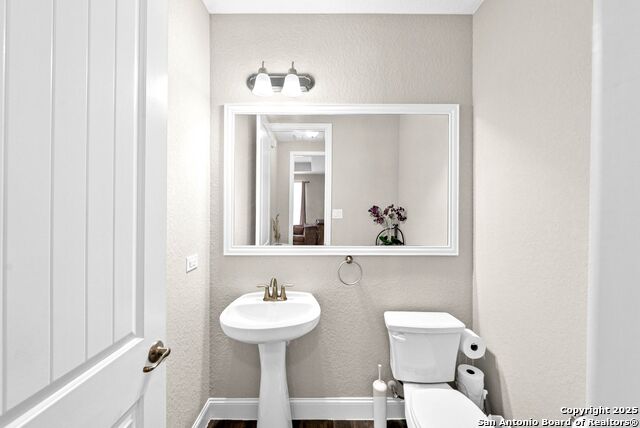 Listing photo id 11 for 8623 Carmel Rose