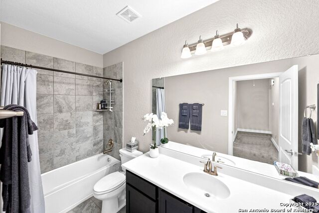 Listing photo id 22 for 8623 Carmel Rose