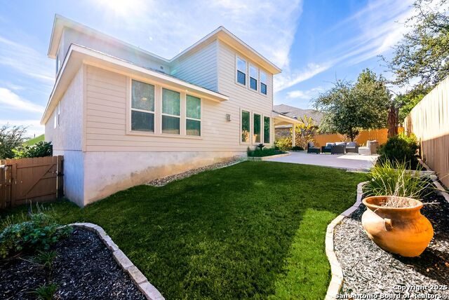 Listing photo id 29 for 8623 Carmel Rose